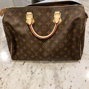 Louis Vuitton Speedy